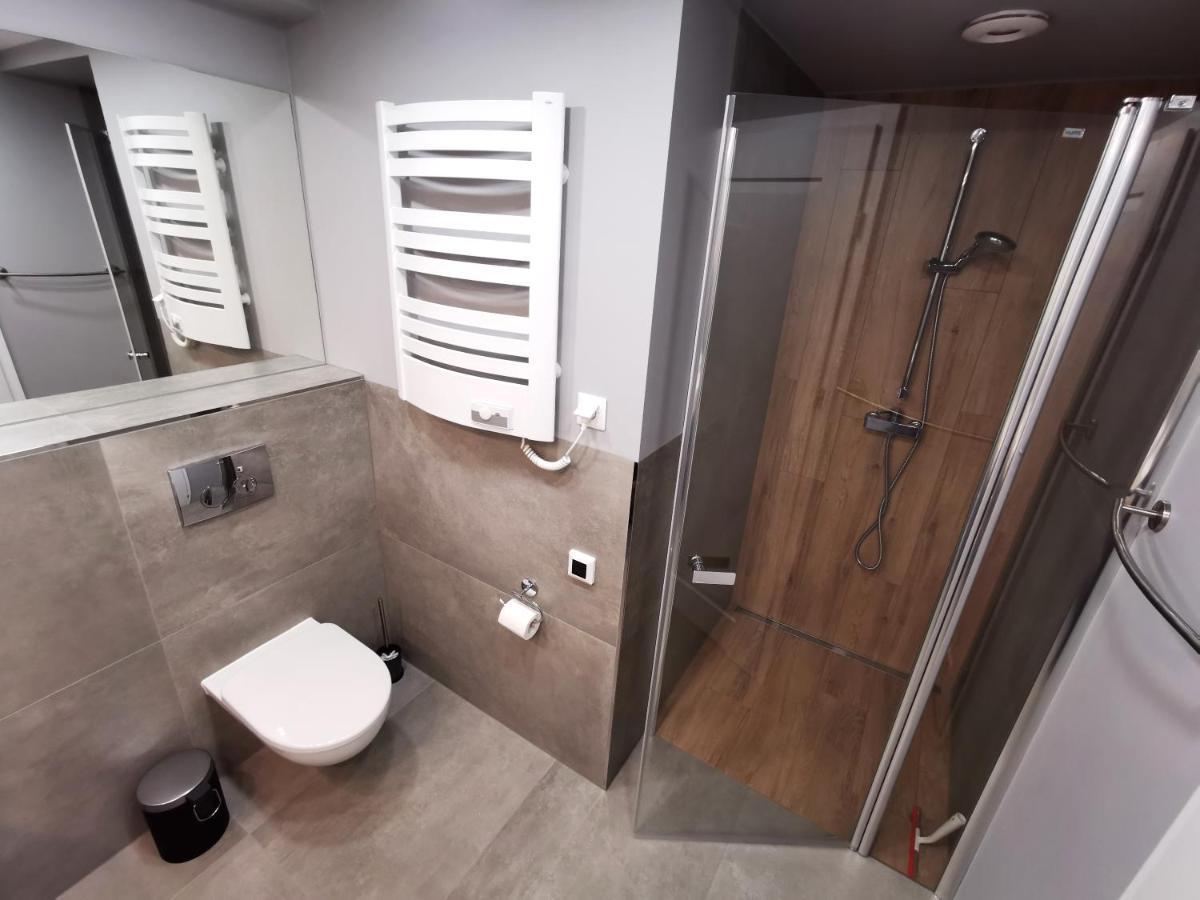 Apartament Z Widokiem Na Park Polanica-Zdrój Exteriör bild