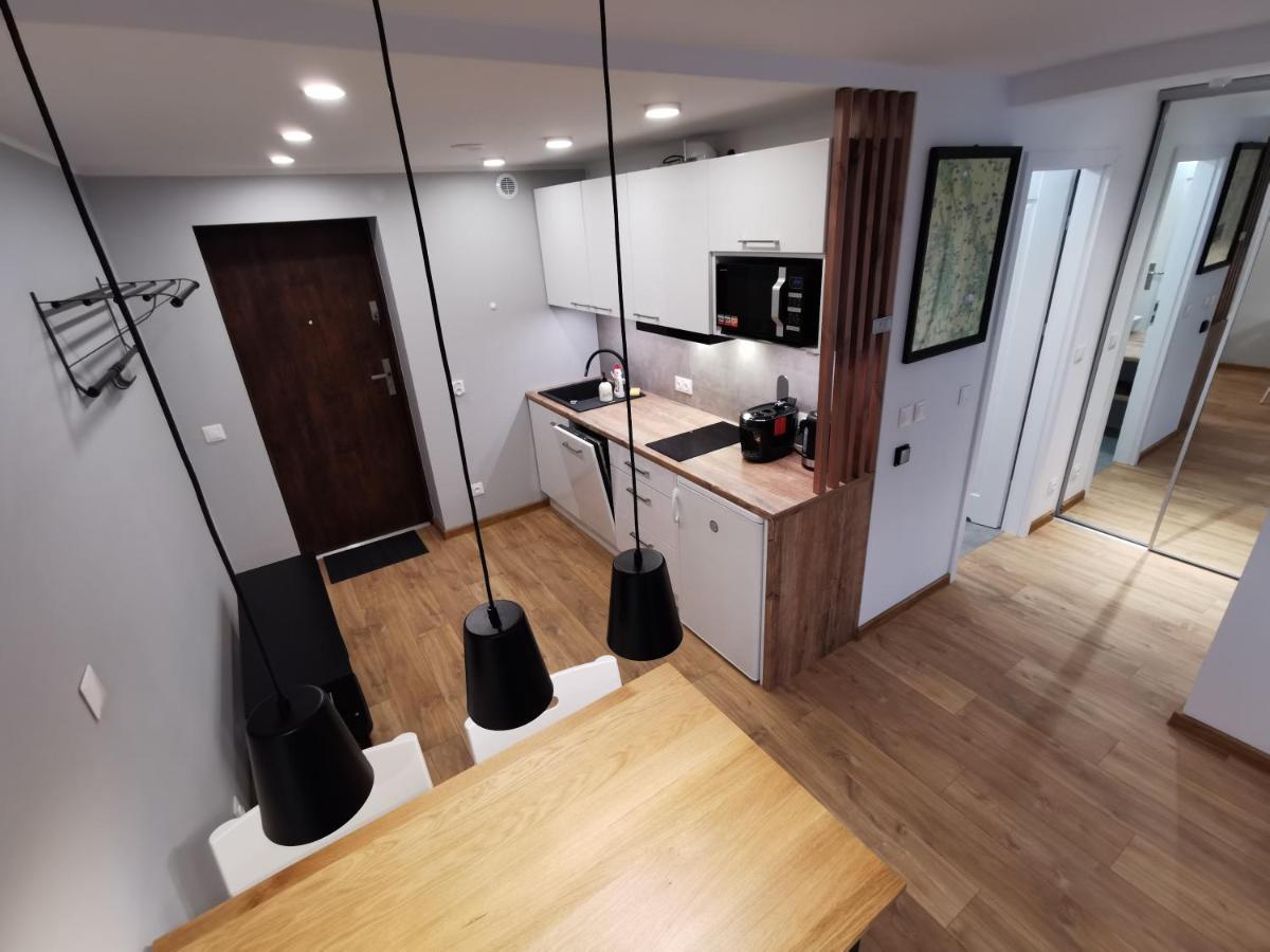 Apartament Z Widokiem Na Park Polanica-Zdrój Exteriör bild
